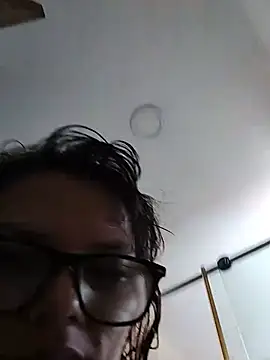 Snapshot of kittyBlossom_1 chatting on July 2026 04:17:01 PM kittyBlossom 1 online show from July 2026 04:17:01 PM