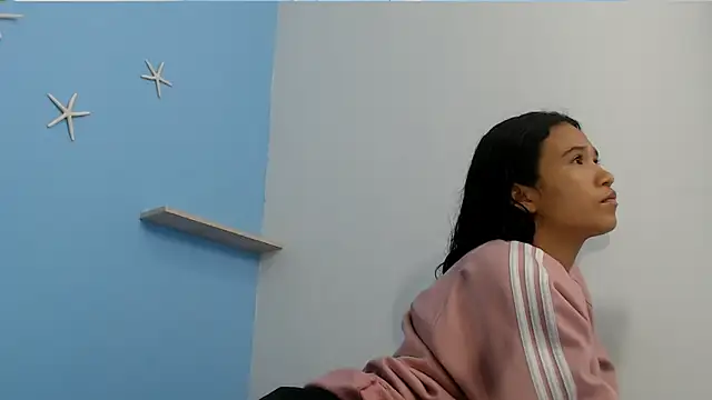 zoecute5817 online show from May 2026 01:36:02 AM