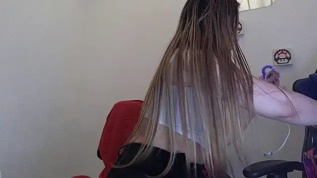 Snapshot of Caroline_hernandes chatting on March 2026 12:53:02 PM Caroline hernandes online show from March 2026 12:53:02 PM