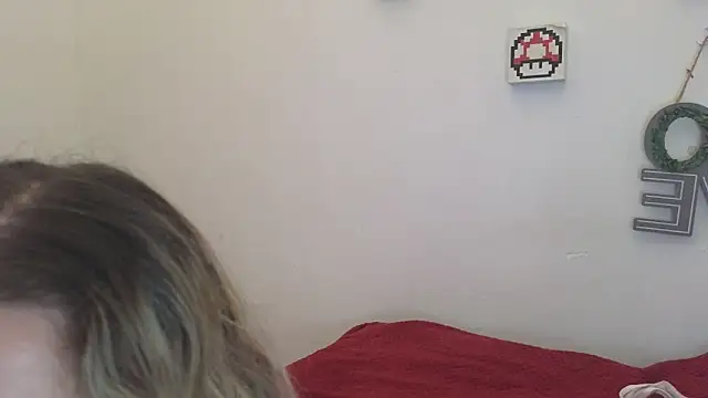 Snapshot of Caroline_hernandes chatting on April 2026 12:54:01 PM Caroline hernandes online show from April 2026 12:54:01 PM
