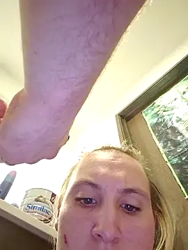 Snapshot of luckilyfound4 chatting on March 2026 05:58:02 AM luckilyfound4 online show from March 2026 05:58:02 AM