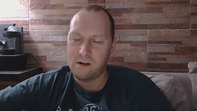 Snapshot of lustonfan chatting on August 2026 11:23:01 AM lustonfan online show from August 2026 11:23:01 AM