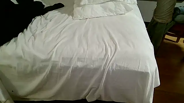 thedudeishere20261 online show from March 2026 06:37:02 PM