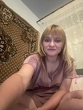 Snapshot of lovely_angel_baby chatting on June 2026 08:35:01 PM lovely angel baby online show from June 2026 08:35:01 PM