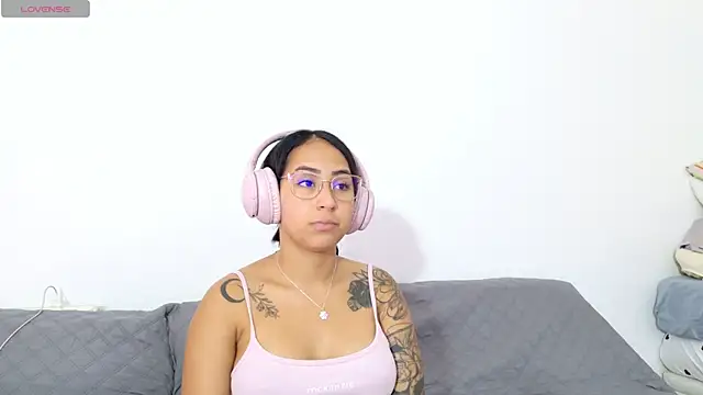 vanessaadol online show from July 2026 10:50:01 AM