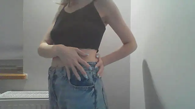 AnnaTight online show from July 2026 06:57:02 PM