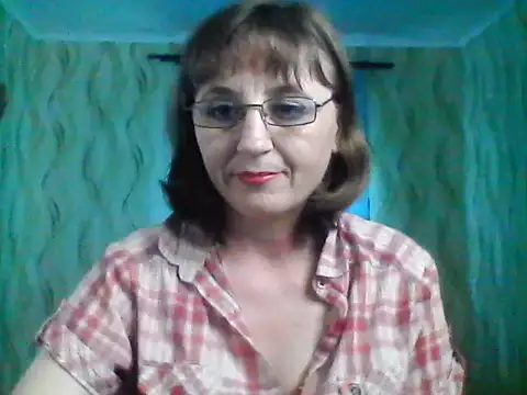 Alisaprice077 online show from April 2026 02:22:02 PM