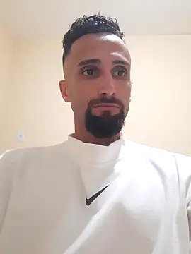 Snapshot of kaetanor chatting on June 2026 11:31:01 PM kaetanor online show from June 2026 11:31:01 PM