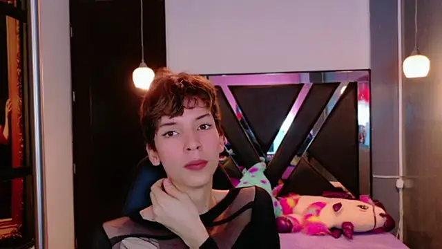 Stefany PiInk online show from June 2026 01:56:01 PM