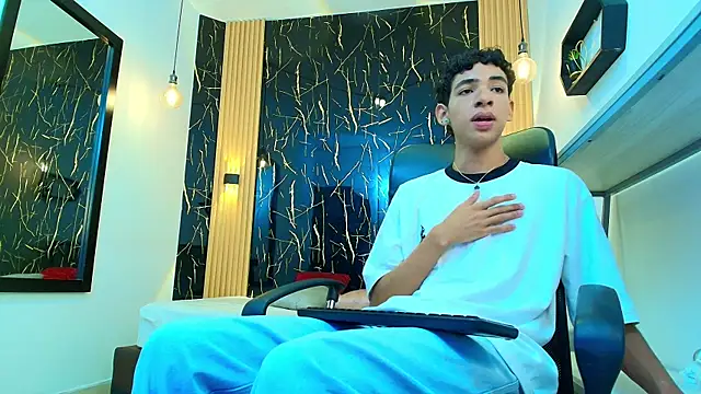 Snapshot of ValeriHot_1 chatting on April 2026 03:09:02 AM ValeriHot 1 online show from April 2026 03:09:02 AM