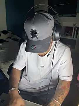 AngelLatinBoy online show from March 2026 07:41:02 AM