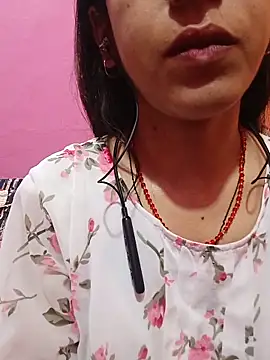 Snapshot of SizzlingHot chatting on May 2026 05:52:02 PM SizzlingHot online show from May 2026 05:52:02 PM