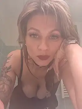 UlysseCalypso online show from May 2026 09:09:01 PM