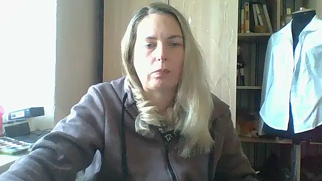 Mollie365 online show from April 2026 09:20:01 AM