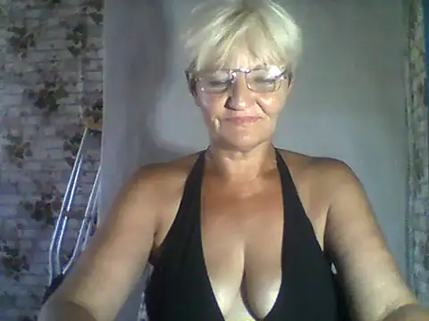 Snapshot of NikaGold455 chatting on August 2026 11:24:02 AM NikaGold455 online show from August 2026 11:24:02 AM