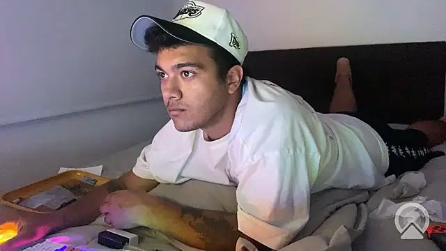 Snapshot of brian_ocockner chatting on March 2026 02:37:01 AM brian ocockner online show from March 2026 02:37:01 AM