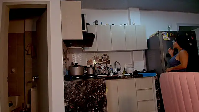 Snapshot of Serafina_del_Mar__ chatting on June 2026 02:53:01 AM Serafina del Mar online show from June 2026 02:53:01 AM
