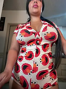 Snapshot of Serafina_del_Mar__ chatting on July 2026 01:32:02 AM Serafina del Mar online show from July 2026 01:32:02 AM