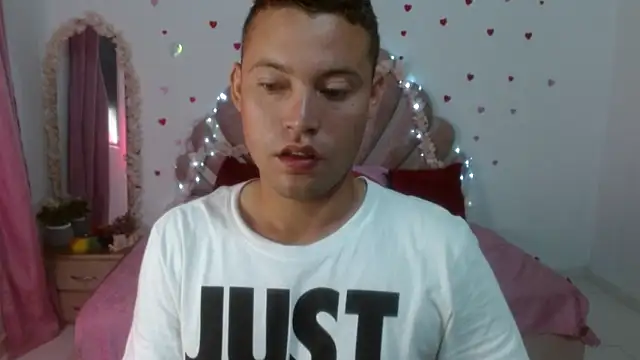sven fox723 online show from June 2026 01:37:01 PM