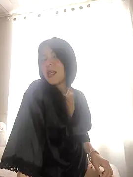 Snapshot of Camillemonroe_ chatting on May 2026 12:24:02 PM Camillemonroe online show from May 2026 12:24:02 PM