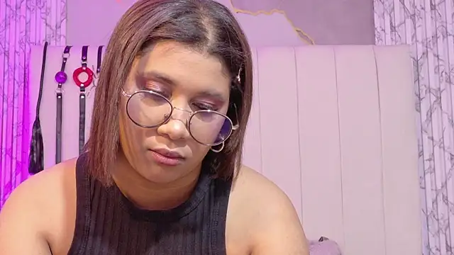 LorenaDuval online show from June 2026 07:14:01 PM