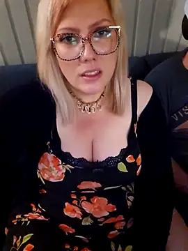 Snapshot of LexySaint chatting on September 2025 06:19:01 PM LexySaint online show from September 2025 06:19:01 PM