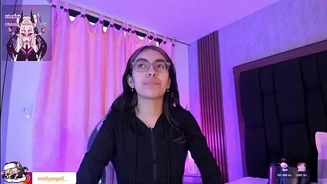 Molly A online show from August 2026 04:06:01 PM
