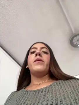 Snapshot of Electra_Pinkk chatting on May 2026 02:13:02 PM Electra Pinkk online show from May 2026 02:13:02 PM