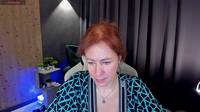 Snapshot of LeticiaRomano chatting on March 2026 04:35:02 PM LeticiaRomano online show from March 2026 04:35:02 PM