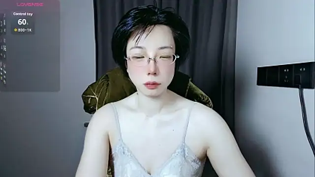Snapshot of lin_lin_520_520 chatting on May 2026 04:02:01 PM lin lin 520 520 online show from May 2026 04:02:01 PM