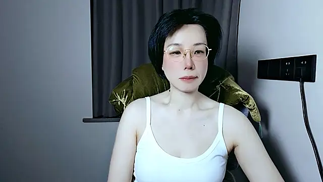 Snapshot of lin_lin_520_520 chatting on May 2026 03:41:02 PM lin lin 520 520 online show from May 2026 03:41:02 PM