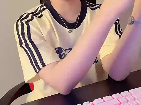 Snapshot of hunhun122 chatting on June 2026 12:32:02 AM hunhun122 online show from June 2026 12:32:02 AM