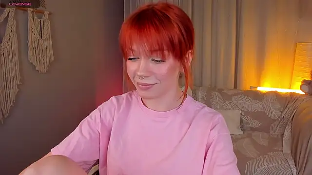 Snapshot of lisa_sunny_ chatting on April 2026 04:59:01 PM lisa sunny online show from April 2026 04:59:01 PM