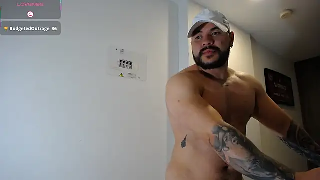 Snapshot of Axel_Dominus chatting on July 2026 09:01:01 AM Axel Dominus online show from July 2026 09:01:01 AM