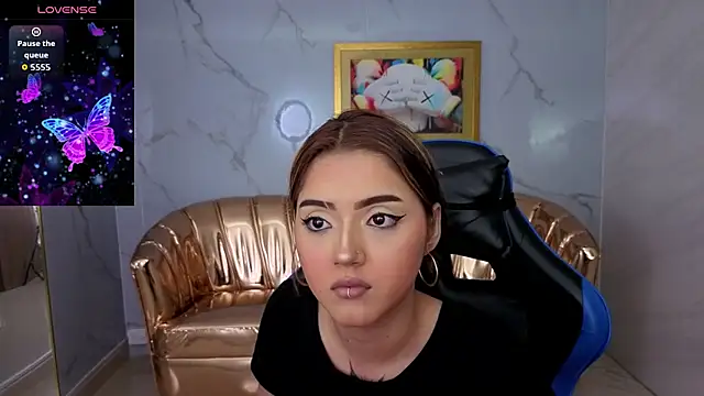 veronicaa s online show from July 2026 08:52:02 PM