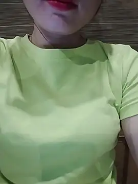 Snapshot of candy_flo chatting on May 2026 10:33:02 AM candy flo online show from May 2026 10:33:02 AM