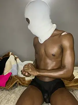 RoyaltyRox online show from March 2026 08:12:01 PM