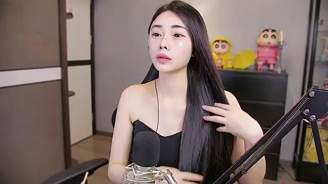 XiaoYuBao- online show from May 2026 05:43:01 PM