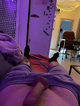 Snapshot of g_thess chatting on March 2026 12:55:02 PM g thess online show from March 2026 12:55:02 PM