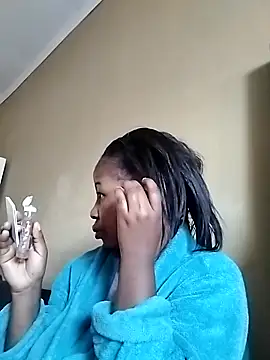 Prettylicou online show from May 2026 12:24:02 PM