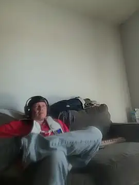 yourMasterisBored online show from May 2026 04:37:01 PM