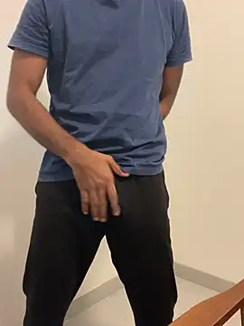 xreoz1245 online show from March 2026 11:41:01 PM