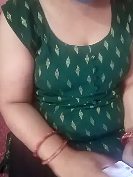Snapshot of Gujju_bhabhi69 chatting on May 2026 11:06:01 AM Gujju bhabhi69 online show from May 2026 11:06:01 AM
