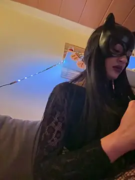 Mariammxx online show from March 2026 02:28:02 AM