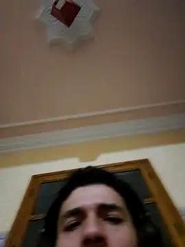 Snapshot of Thewildaliii0 chatting on March 2026 04:29:02 AM Thewildaliii0 online show from March 2026 04:29:02 AM