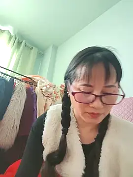 Ruru-555 online show from March 2026 04:50:02 AM