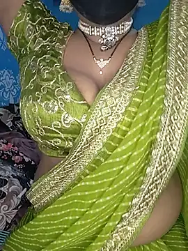 Snapshot of Miss_roohi chatting on July 2026 05:47:01 AM Miss roohi online show from July 2026 05:47:01 AM