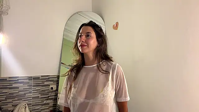 Snapshot of Julieta_Jol chatting on July 2026 02:02:01 PM Julieta Jol online show from July 2026 02:02:01 PM