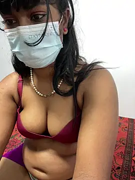 Snapshot of honeyi_babe chatting on June 2026 08:23:01 PM honeyi babe online show from June 2026 08:23:01 PM