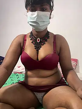 Snapshot of honeyi_babe chatting on July 2026 06:54:02 PM honeyi babe online show from July 2026 06:54:02 PM